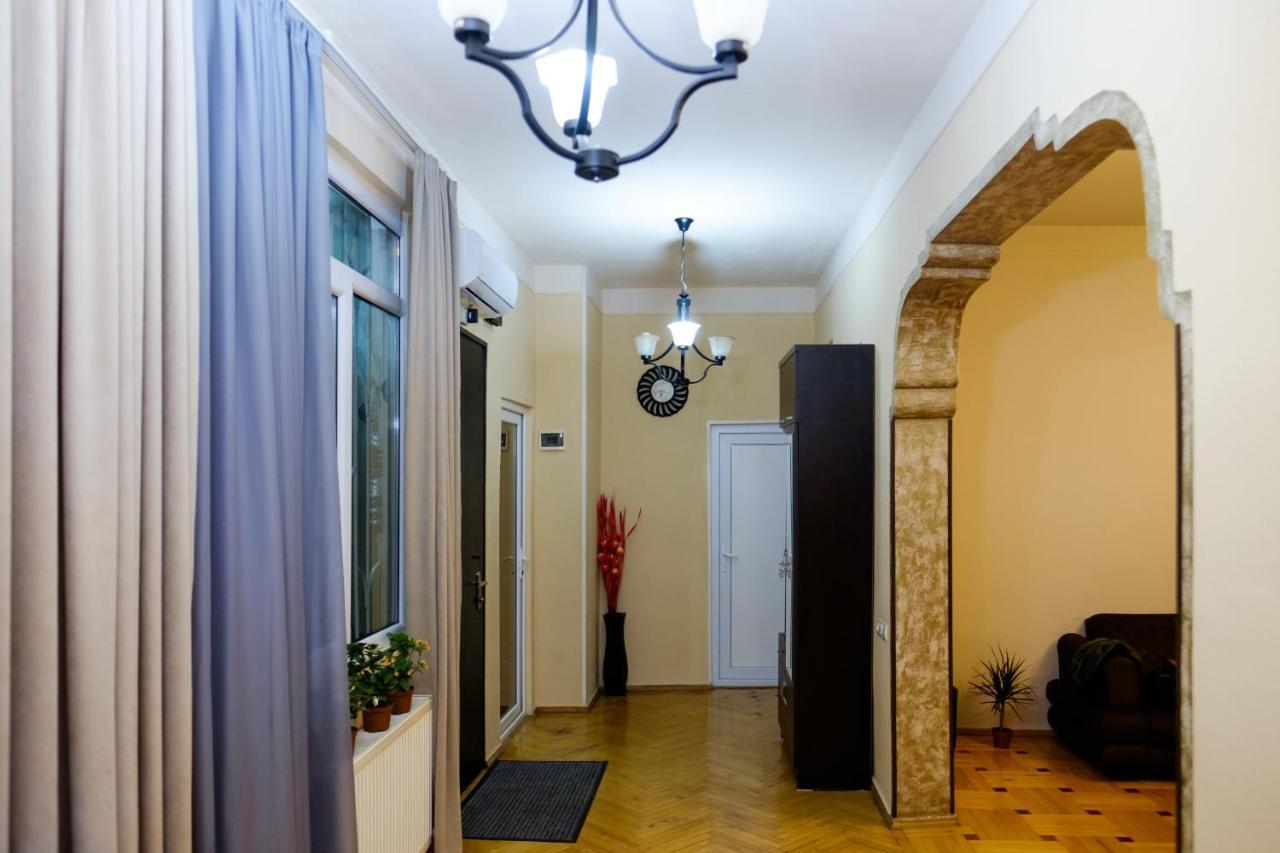Apartment Rome Tbilisi Eksteriør billede