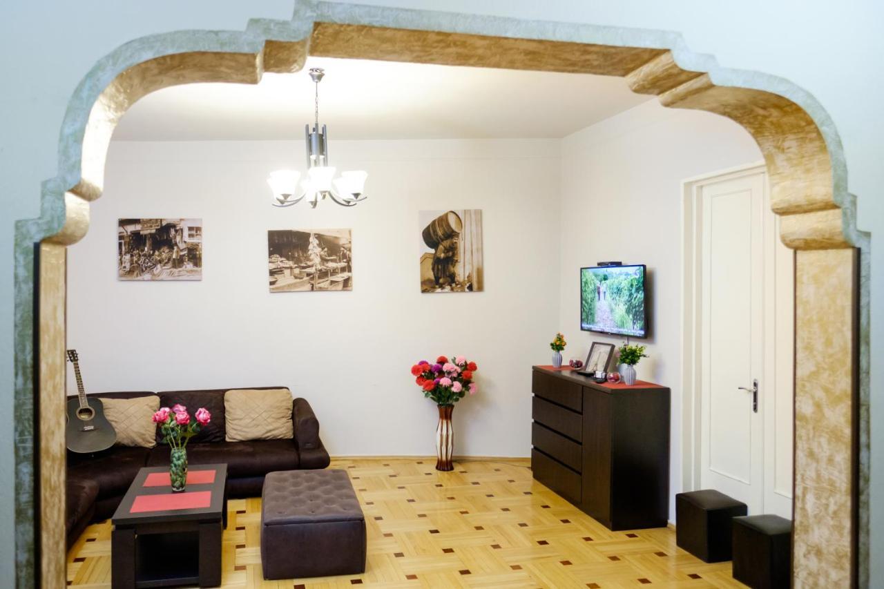 Apartment Rome Tbilisi Eksteriør billede